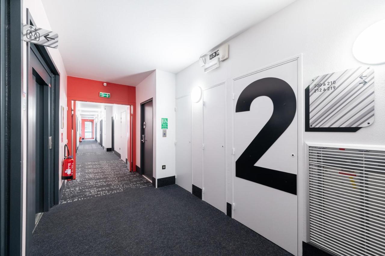 B&B Hotel Lille Grand Stade วีเนิฟดัสก์ ภายนอก รูปภาพ