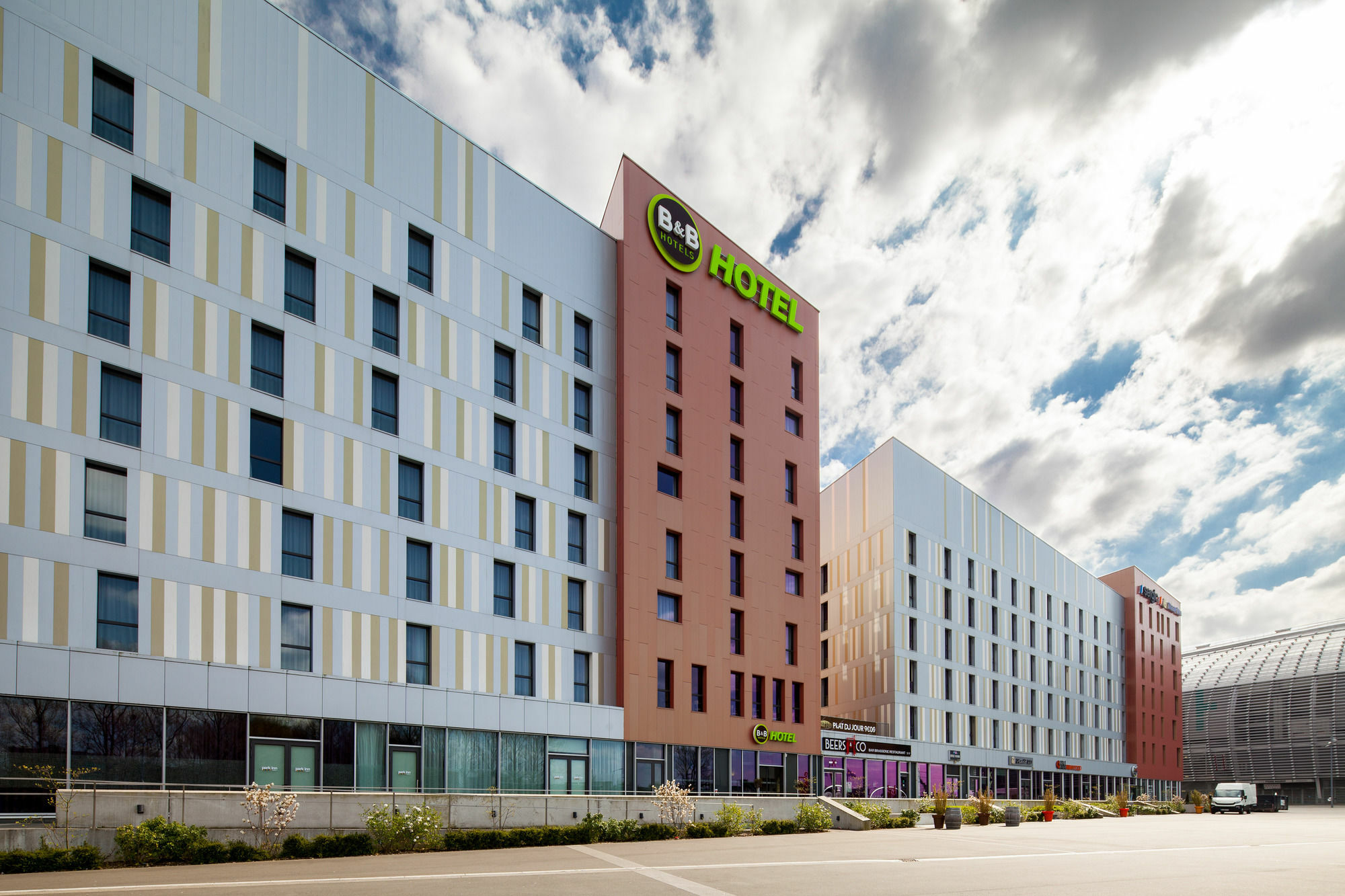 B&B Hotel Lille Grand Stade วีเนิฟดัสก์ ภายนอก รูปภาพ